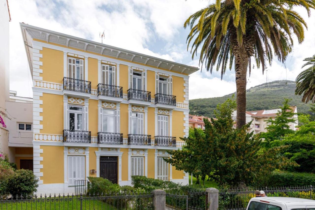 Apartamentos Casa Carre 1893 Santoña Екстериор снимка